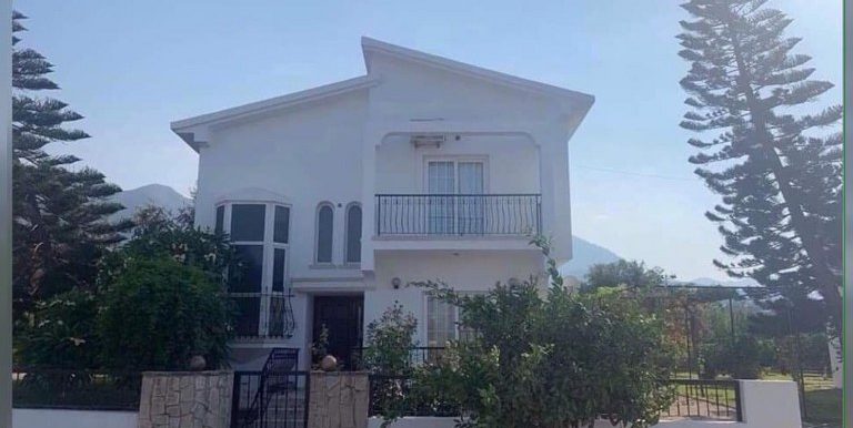 3 bedroom Villa For Rent Location Karaoglanoglu Girne.(Communal Swimming Pool) North Cyprus KKTC