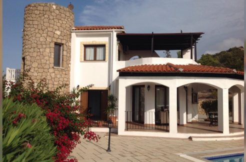 Charming 3 Bedroom Villa with breathtaking panoramic sea and mountain views Location Sunset Valley Bahçeli Kyrenia North Cyprus KKTC
