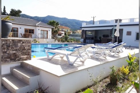 Looking For A Dream House? Elegant 5 Bedroom Villa For Rent Location Near Riverside Hotel Alsancak Girne (live in luxury/style) North Cyprus KKTC TRNC