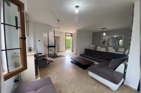 Charming 4 Bedroom Detached Villa For Rent Location Catalkoy Girne North Cyprus KKTC TRNC