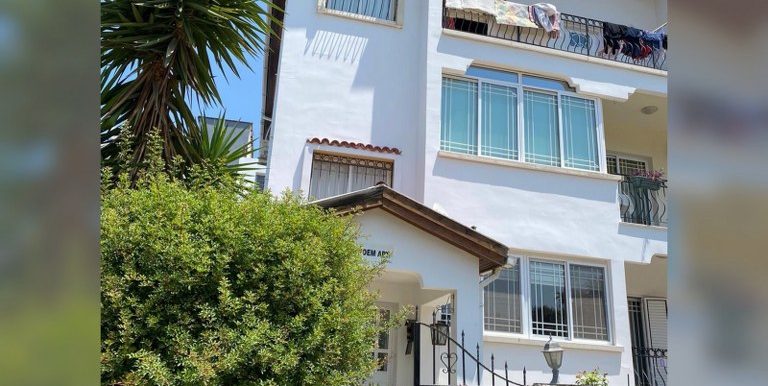 2 Bedroom Apartment For Rent Location Behind Gloria Jeans And Pascucci Cafe Girne North Cyprus KKTC TRNC