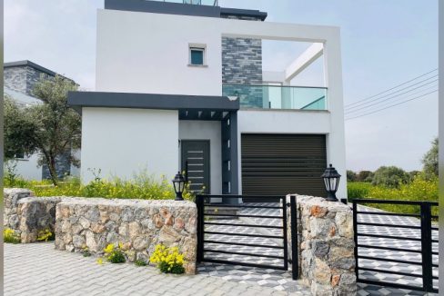 Nice 3 bedroom Villa For Sale Location Ozankoy Girne (Turkish Title Deeds) North Cyprus KKTC TRNC