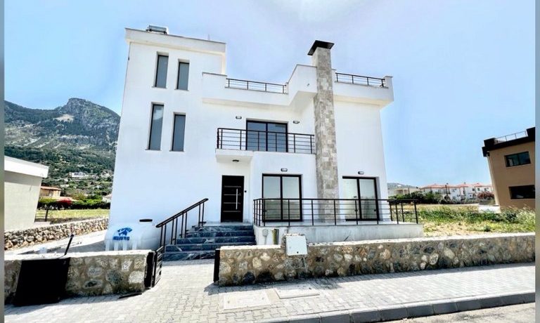 Nice 4 Bedroom Villa For Sale Location Karsiyaka Girne North Cyprus KKTC TRNC