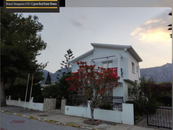 3 bedroom Villa For Rent Location Karaoglanoglu Girne.(Communal Swimming Pool) North Cyprus KKTC TRNC